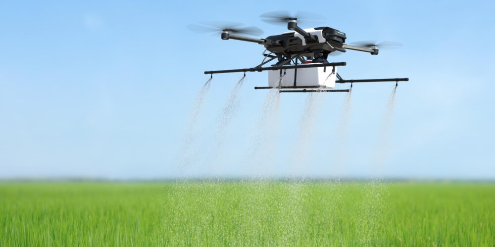 How Drones Are Revolutionizing Agriculture: Improving Efficiency and Crop Management
